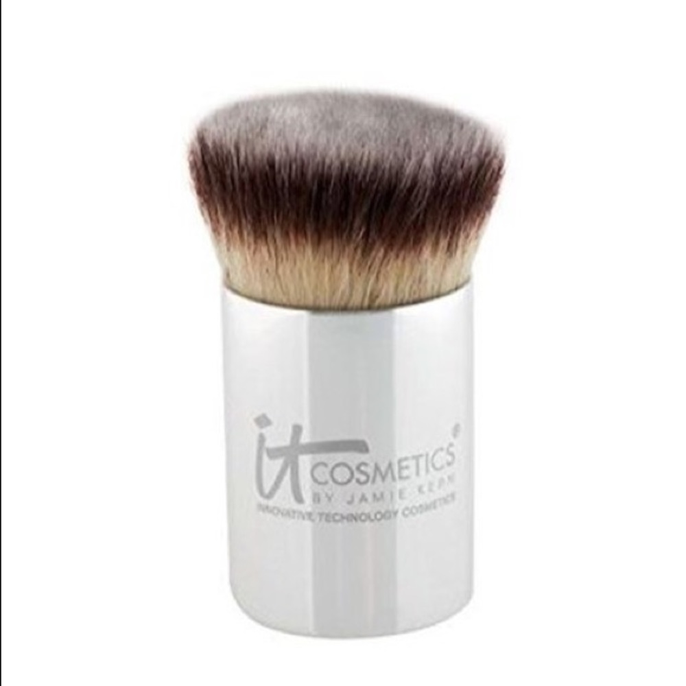 IT Cosmetics Kabuki Brush - White